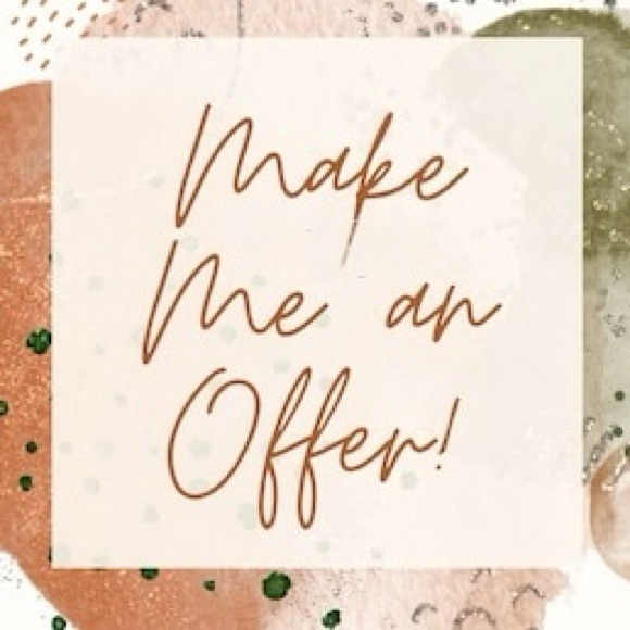 Meet your Posher, Kandise 👋🏻👋🏻👋🏻 - Picture 6 of 7